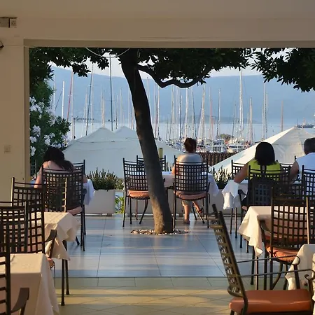 فندق Borik لومباردا