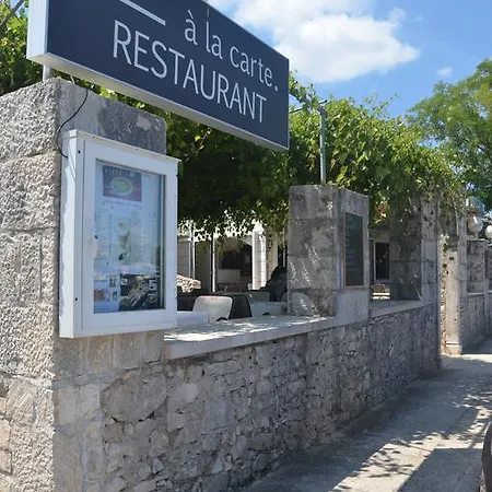 فندق Borik لومباردا